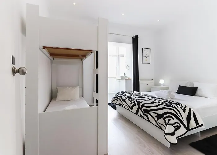 Гостевой дом Downtown Palma By Hosty